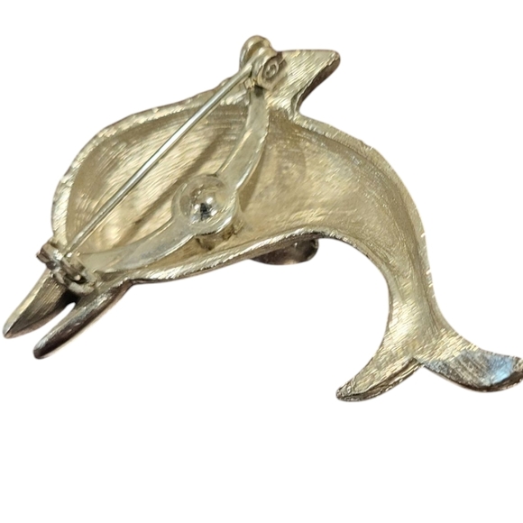Vintage Jonette Jewelry Silver Tones Dolphin With Blue Glass Eye Brooch Pin - Picture 2 of 4